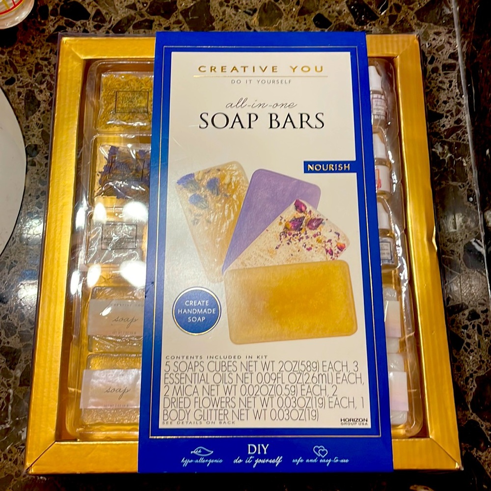 Make Your Own Soap Bars Kit